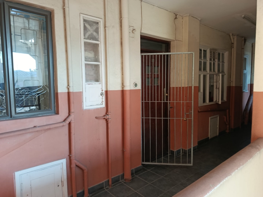 2 Bedroom Property for Sale in Port Elizabeth Central Eastern Cape